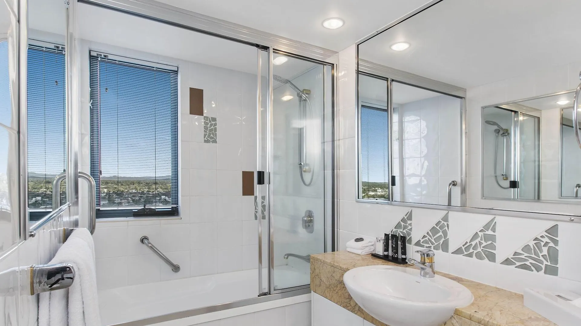 Mantra Mooloolaba Beach Aparthotel