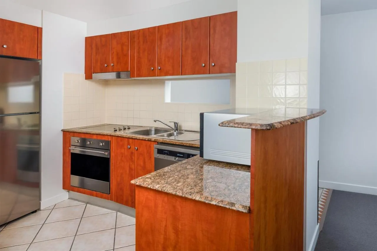 Mantra Mooloolaba Beach 4*,